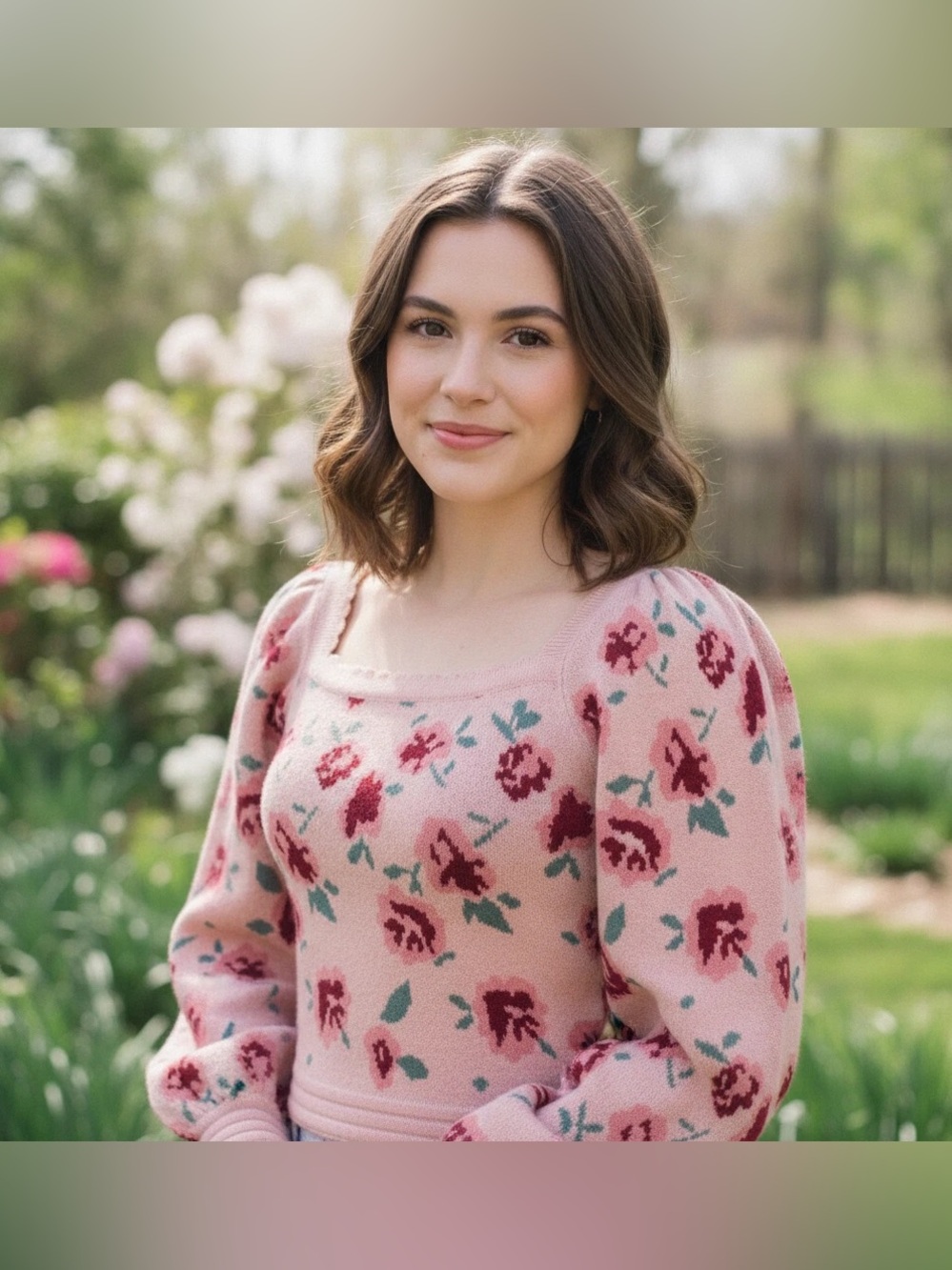 Willow & Wind Women’s Pink Floral Square-Neck, Puff Sleeve Sweater. Size Small